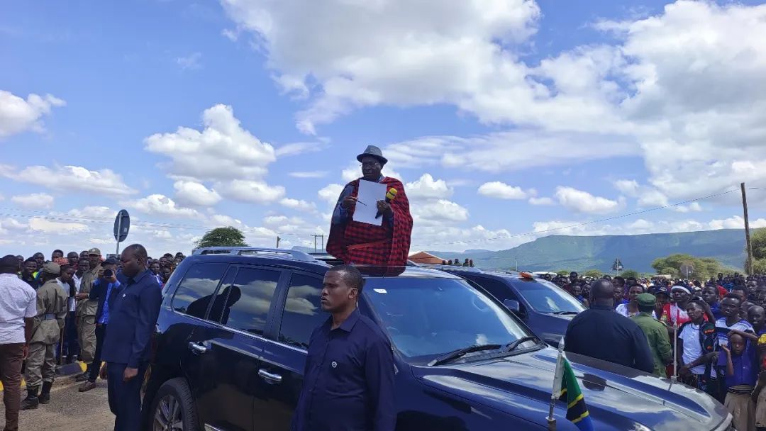 1692251709120196.jpg 1692251709120196.jpg